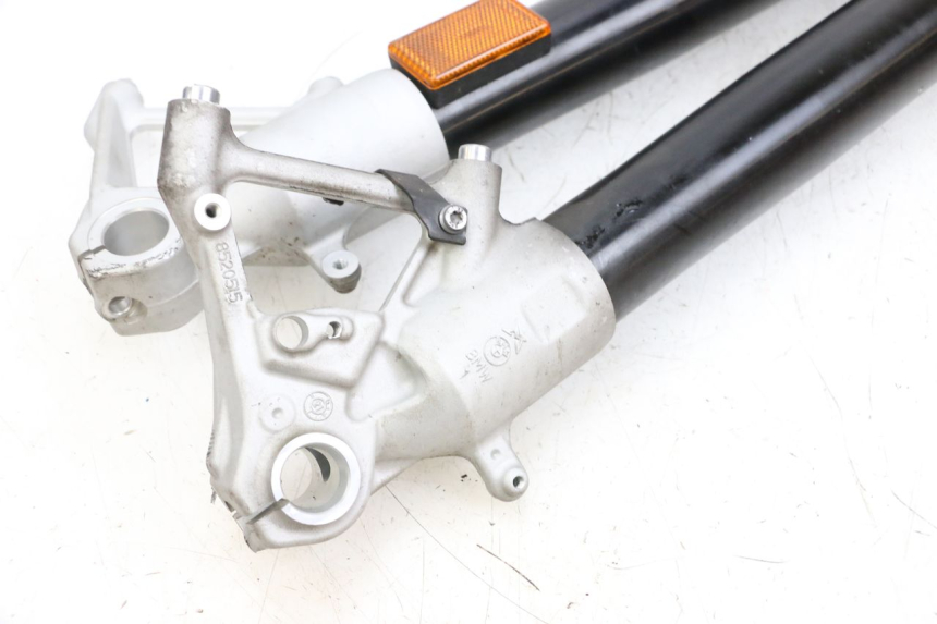 photo de FOURREAU FOURCHE BMW R GS 1250 (2021 - 2024) - Zoom composants