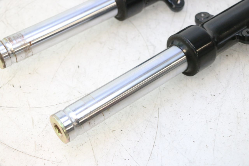photo de FOURREAU FOURCHE JM MOTORS R-MAX TECH 50 (2024 - 2026) - Marquages et références