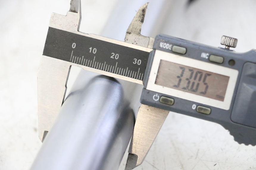 photo de FOURREAU FOURCHE APOLLO RFZ 125 - Autre angle de vue