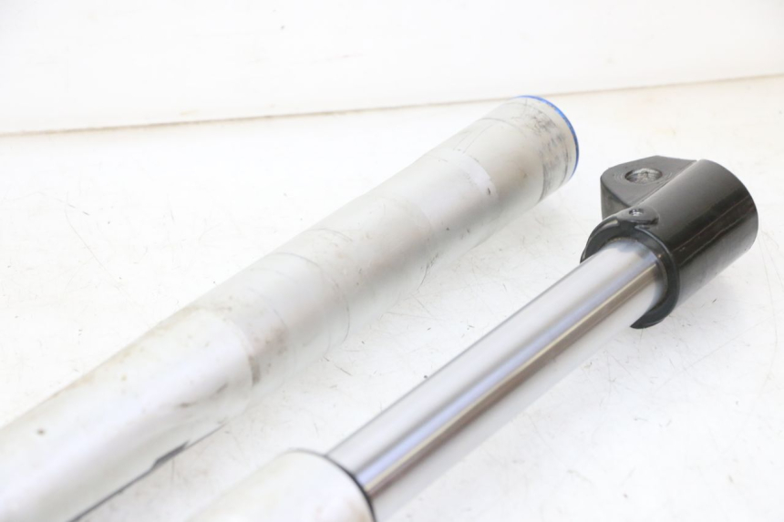 photo de FOURREAU FOURCHE APOLLO RFZ 150 - Zoom composants