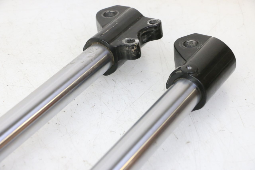 photo de FOURREAU FOURCHE APOLLO RFZ 150 - Points de fixation