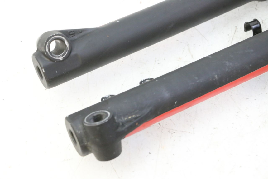 photo de FOURREAU FOURCHE APOLLO RFZ 125 - État de surface