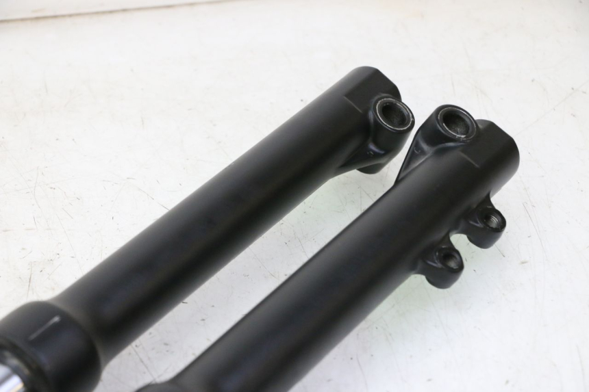 photo de FOURREAU FOURCHE APOLLO RFZ 125 - Gros plan technique