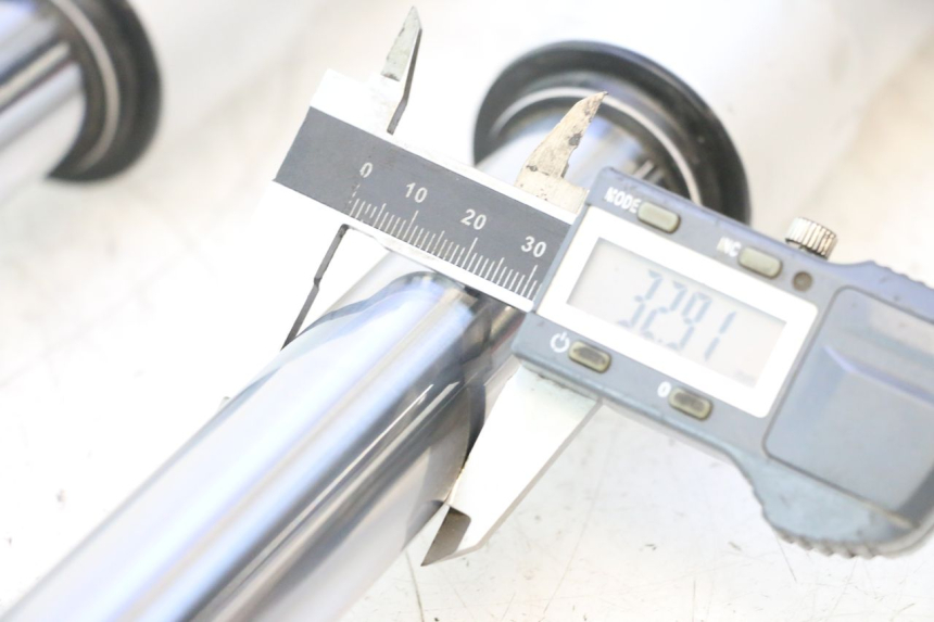photo de FOURREAU FOURCHE APOLLO RFZ 150 - Autre angle de vue