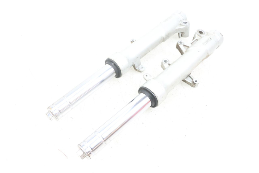 photo de Fork tube DAELIM S3 125 (2010 - 2017) - Points de fixation