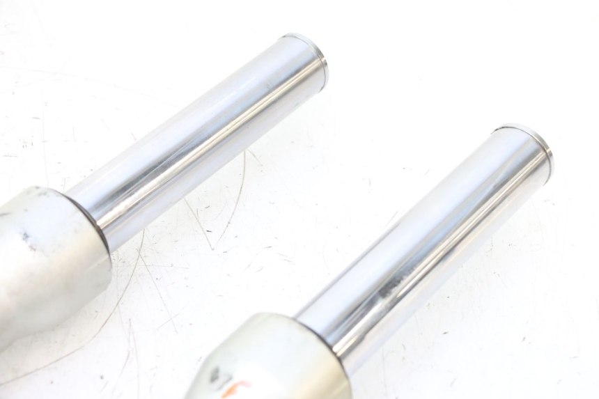 photo de FOURREAU FOURCHE PEUGEOT SATELIS 125 (2006 - 2009) - État de surface