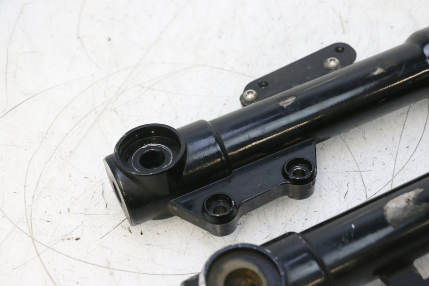 photo de FOURREAU FOURCHE APRILIA SR MOTARD 50 (2012 - 2018) - Points de fixation