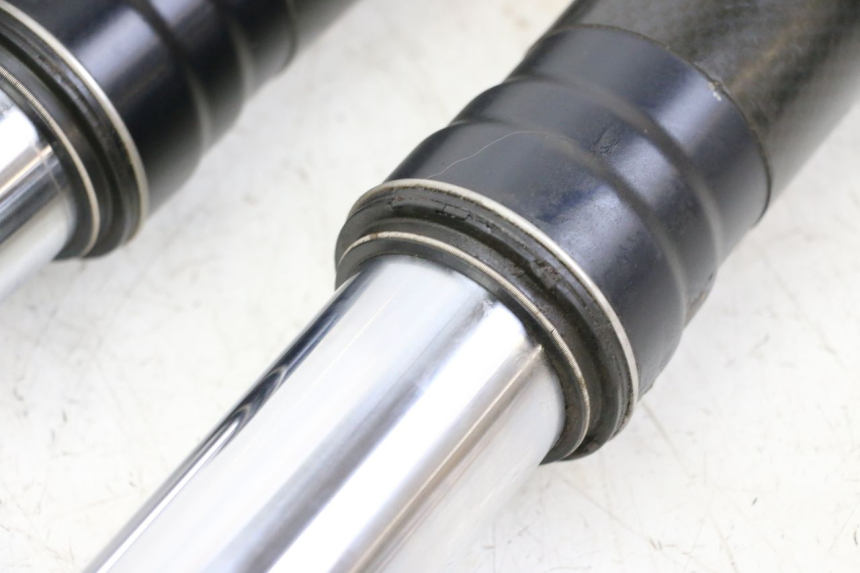 photo de FOURREAU FOURCHE KTM SUPERENDURO R 950 (2005 - 2009) - Autre angle de vue