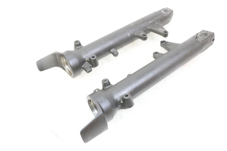 photo de FOURREAU FOURCHE SUZUKI GSX F GSXF 650 (2007 - 2015) - Gros plan technique