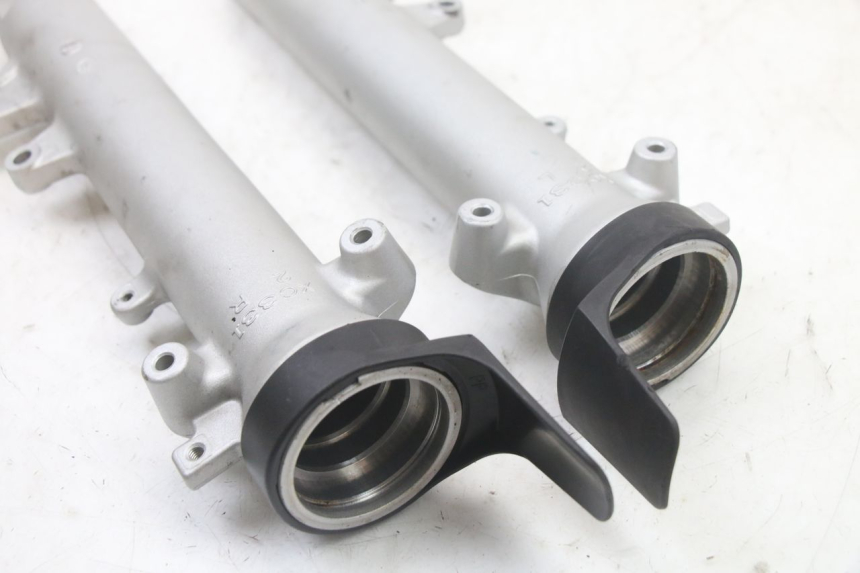 photo de FOURREAU FOURCHE SUZUKI GSX F GSXF 650 (2007 - 2015) - Zoom état d’usage