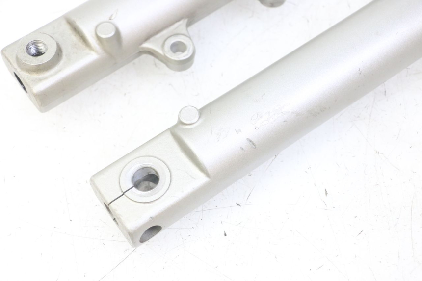 photo de FOURREAU FOURCHE YAMAHA TDR DELTABOX 125 (1997 - 2003) - Marquages et références