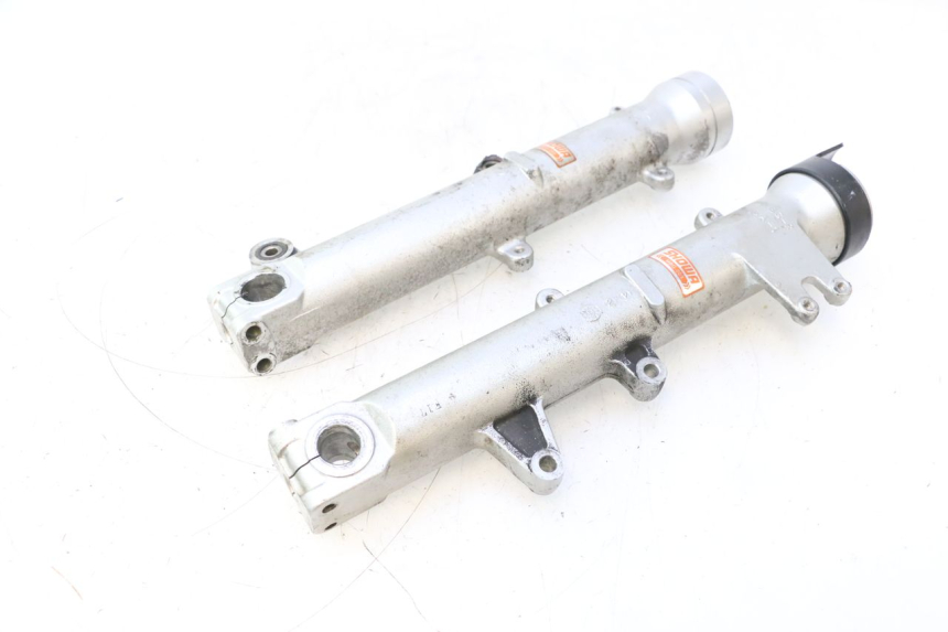 photo de FOURREAU FOURCHE HONDA VFR FI RC46 800 (1998 - 2001) - Vue rapprochée