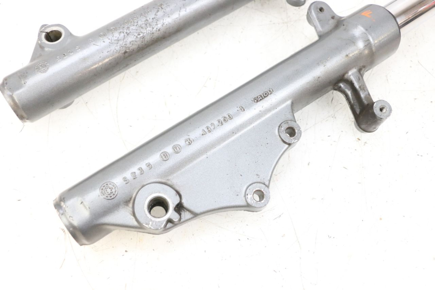 photo de FOURREAU FOURCHE YAMAHA XMAX X-MAX 125 (2006 - 2009) - État de surface