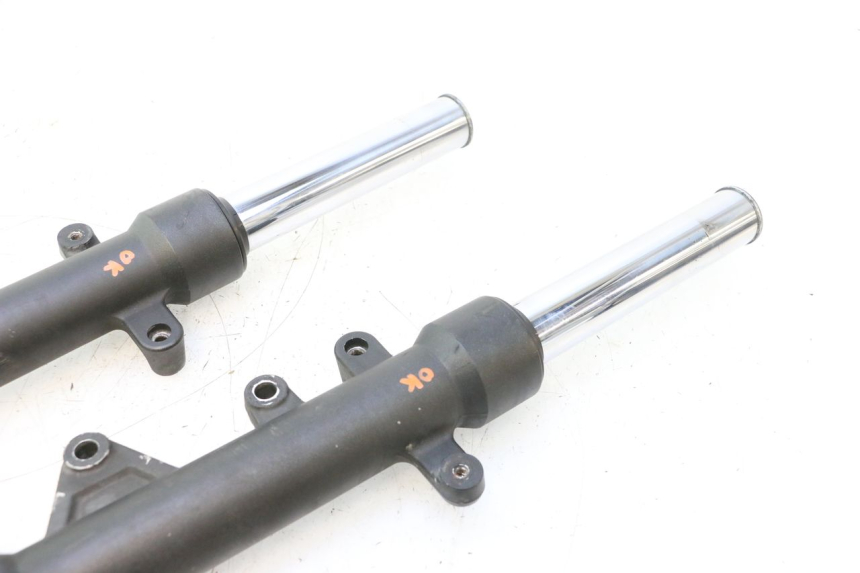 photo de FOURREAU FOURCHE YAMAHA X-MAX XMAX 125 (2010 - 2013) - Zoom état d’usage