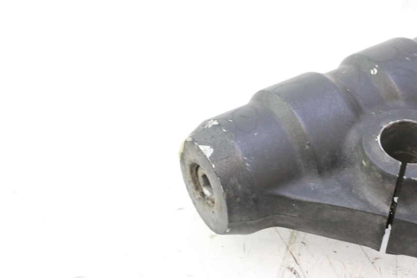 photo de FOURREAU FOURCHE YAMAHA X-MAX XMAX 125 (2010 - 2013) - Gros plan technique
