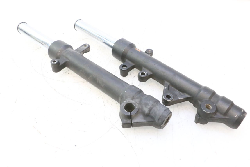 photo de FOURREAU FOURCHE YAMAHA X-MAX XMAX 125 (2010 - 2013) - Points de fixation