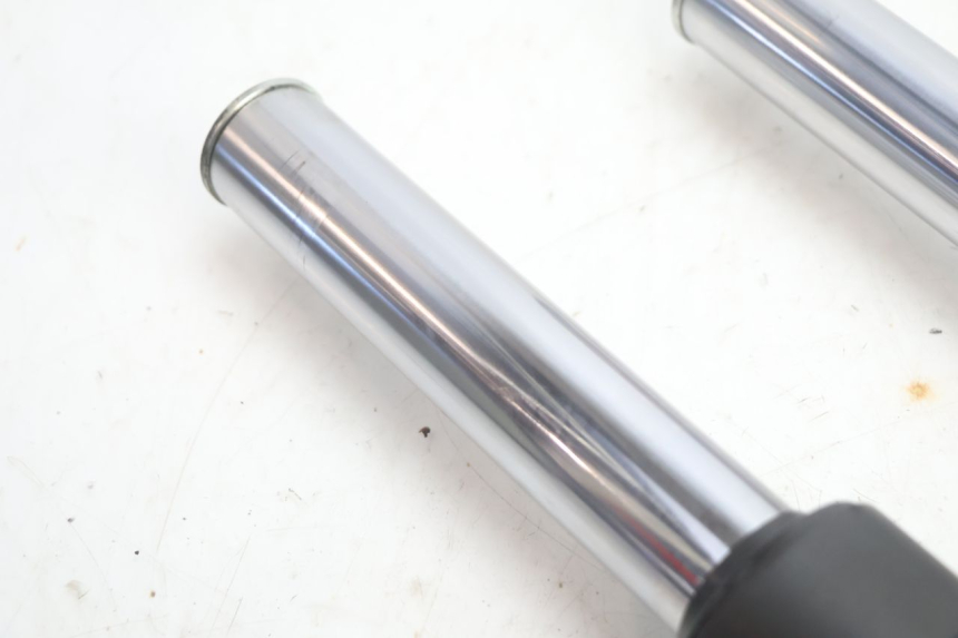 photo de FOURREAU FOURCHE YAMAHA X-MAX XMAX 125 (2010 - 2013) - Zoom état d’usage