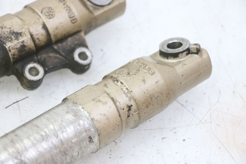 photo de FOURREAU FOURCHE HONDA X8R 50 (1998 - 2003) - Gros plan technique