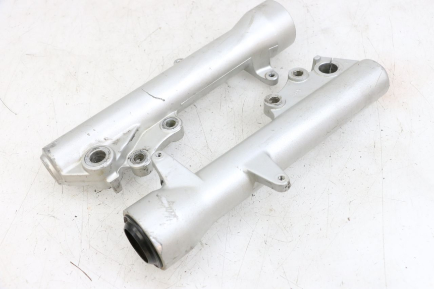 photo de FOURREAU FOURCHE PIAGGIO X9 125 (2000 - 2003) - Détail de la pièce