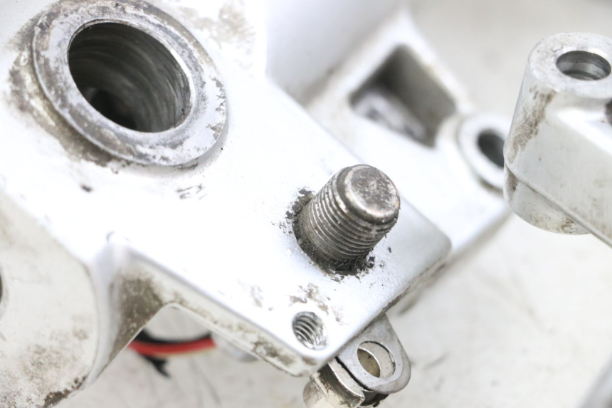 photo de FOURREAU FOURCHE KYMCO XCITING 250 (2006 - 2009) - Détails caractéristiques