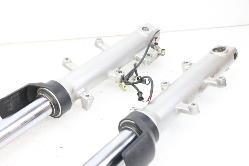 photo de FOURREAU FOURCHE KYMCO XCITING 250 (2006 - 2009) - Pièce contrôlée