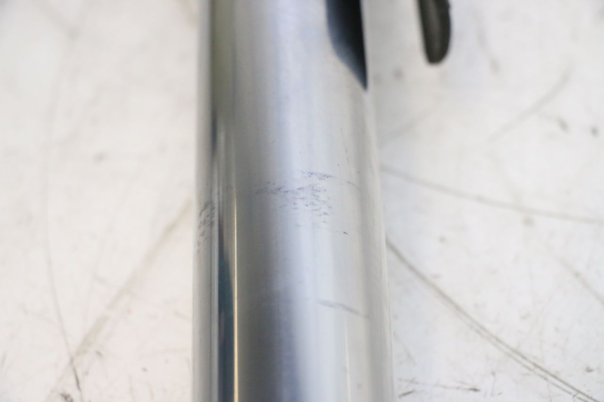 photo de FOURREAU FOURCHE YAMAHA XP T-MAX ABS 500 (2005 - 2005) - Détails caractéristiques
