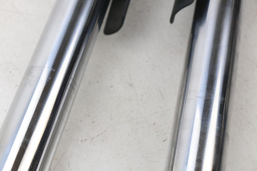 photo de FOURREAU FOURCHE YAMAHA XP T-MAX TMAX 500 (2008 - 2012) - Gros plan technique