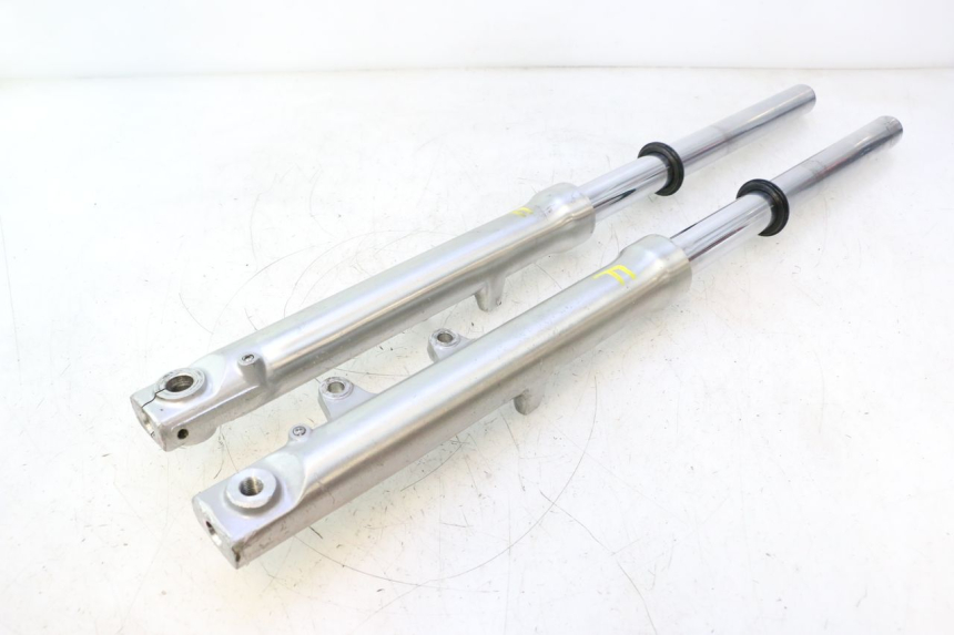 photo de FOURREAU FOURCHE YAMAHA XV VIRAGO 535 (1988 - 2004) - Points de fixation