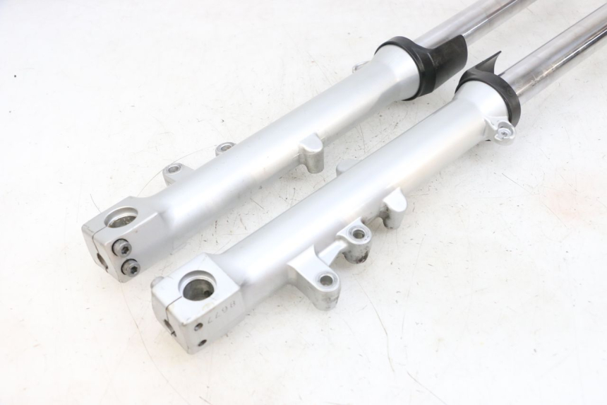 photo de FOURREAU FOURCHE KAWASAKI ZR 7 750 (1999 - 2004) - Pièce contrôlée