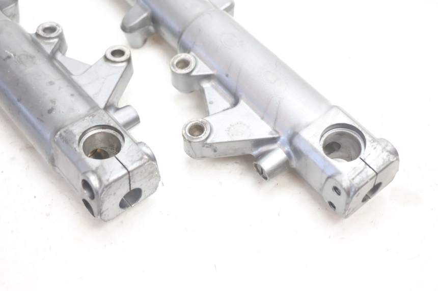 photo de FOURREAU FOURCHE KAWASAKI ZX-6R ZX6R 600 (1995 - 1997) - Zoom état d’usage
