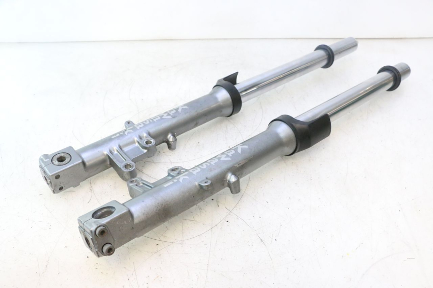 photo de FOURREAU FOURCHE KAWASAKI ZZR 600 (1995 - 2004) - Vue principale