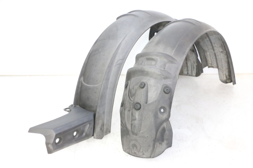 photo de GARDE BOUE ARRIERE QUADRO 4 4D 350 (2015 - 2018) - Vue principale