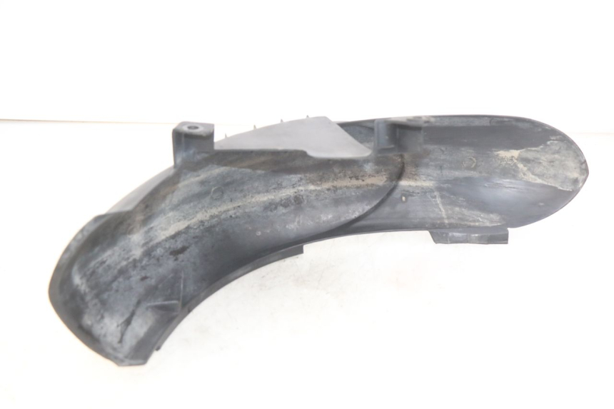 photo de GARDE BOUE ARRIERE KYMCO AGILITY 16+ 4T 50 (2018 - 2023) - Zoom état d’usage