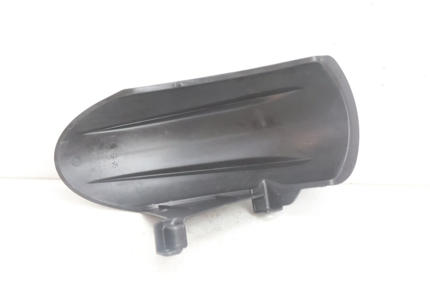 photo de GARDE BOUE ARRIERE KYMCO AGILITY 16+ 4T 50 (2018 - 2023) - Zoom état d’usage