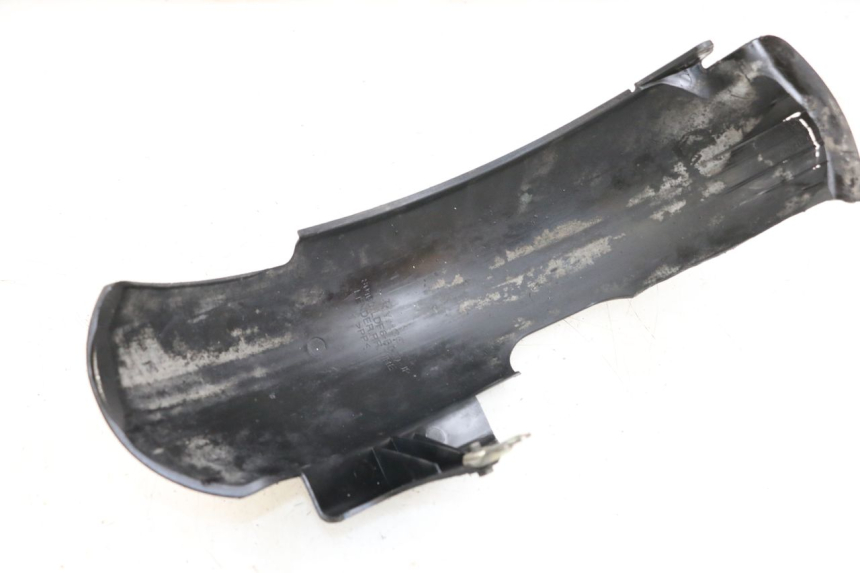 photo de GARDE BOUE ARRIERE KYMCO AGILITY PREMIUM 50 (2007 - 2010) - Zoom état d’usage