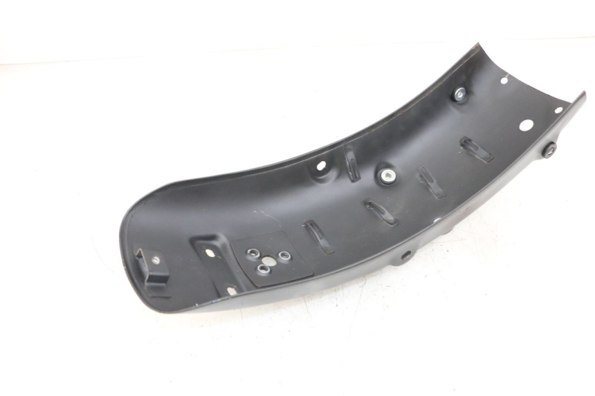 photo de GARDE BOUE ARRIERE ARCHIVE CAFE RACER 4T 50 (2019 - 2024) - Détail de la pièce