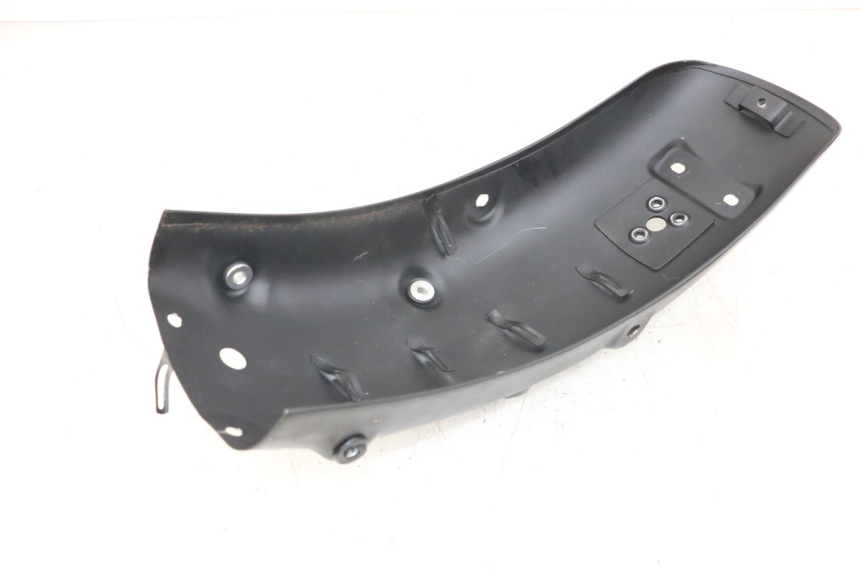 photo de GARDE BOUE ARRIERE ARCHIVE CAFE RACER 4T 50 (2019 - 2024) - Zoom état d’usage