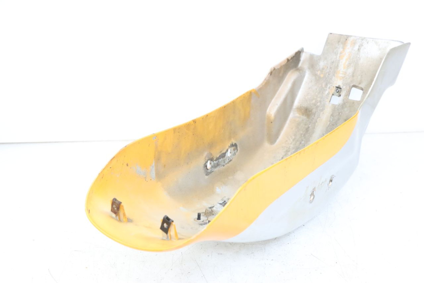 photo de GARDE BOUE ARRIERE APRILIA CLASSIC 125 (1995 - 2001) - Autre angle de vue