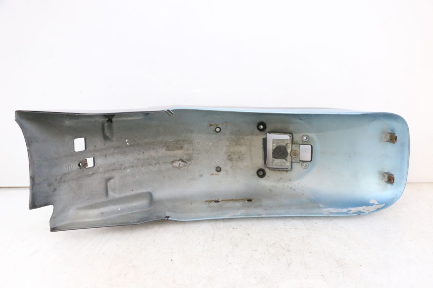 photo de GARDE BOUE ARRIERE APRILIA CLASSIC 125 (1995 - 2001) - Autre angle de vue