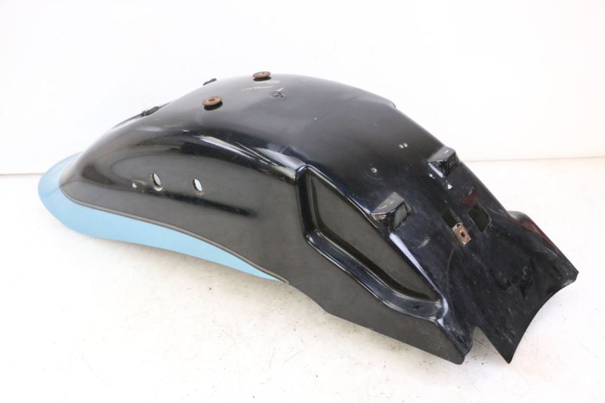 photo de GARDE BOUE ARRIERE APRILIA CLASSIC 125 (1995 - 2001) - Points de fixation