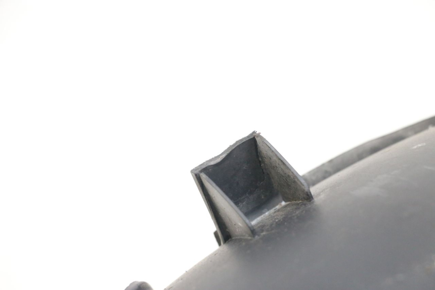 photo de GARDE BOUE ARRIERE KYMCO DINK STREET 125 (2009 - 2014) - Gros plan technique