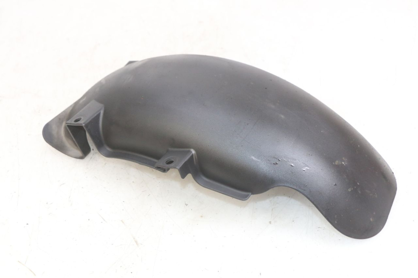 photo de GARDE BOUE ARRIERE SYM GTS EFI 125 (2012 - 2016) - Autre angle de vue