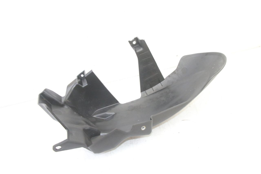 photo de GARDE BOUE ARRIERE PEUGEOT KISBEE 2T 50 (2010 - 2017) - Gros plan technique