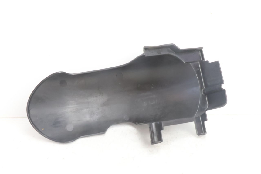 photo de GARDE BOUE ARRIERE PEUGEOT KISBEE 4T 50 (2010 - 2017) - Points de fixation