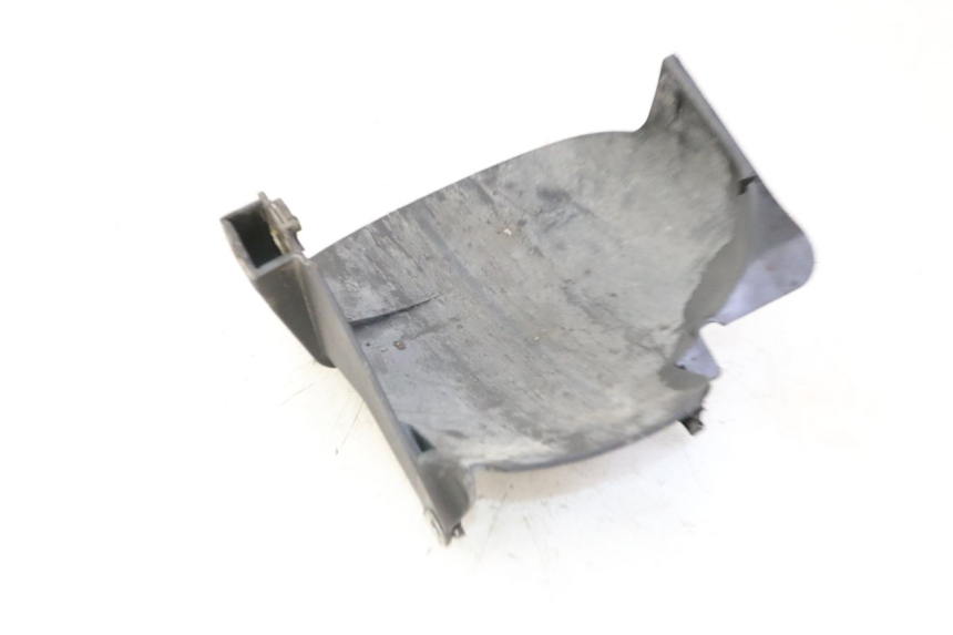 photo de GARDE BOUE ARRIERE PIAGGIO MP3 LT 300 (2010 - 2016) - Détail de la pièce