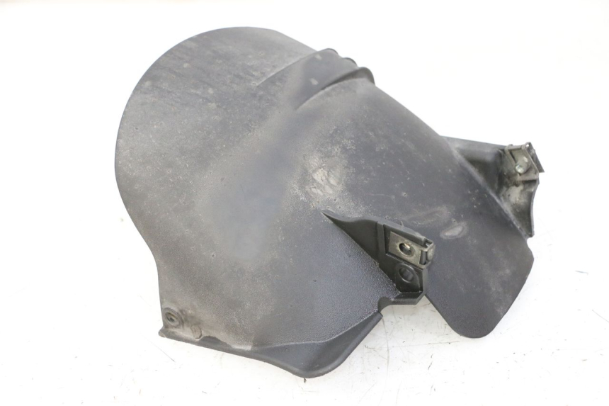 photo de GARDE BOUE ARRIERE PIAGGIO MP3 LT 300 (2010 - 2016) - Gros plan technique