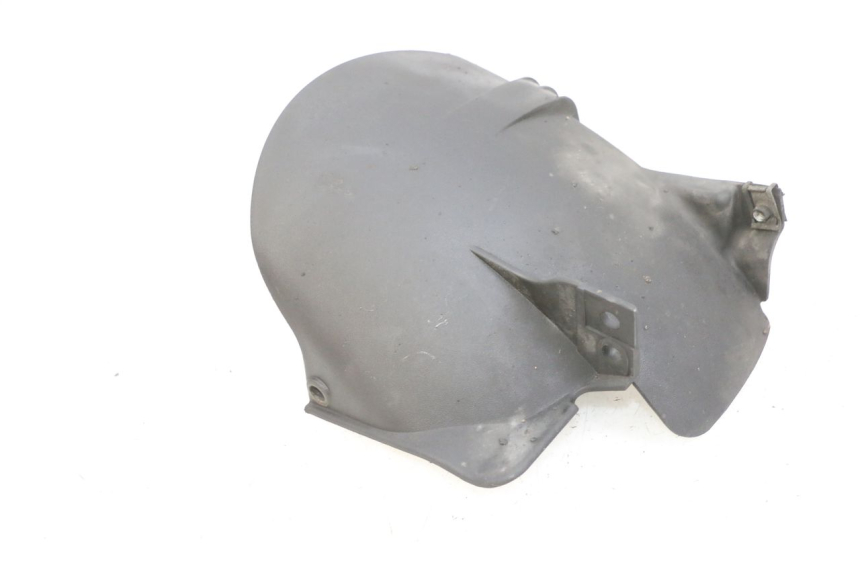 photo de GARDE BOUE ARRIERE PIAGGIO MP3 125 (2006 - 2014) - Gros plan technique