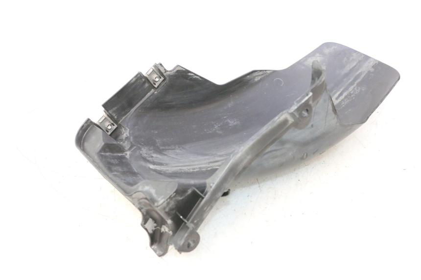 photo de GARDE BOUE ARRIERE PIAGGIO MP3 500 (2016 - 2018) - Autre angle de vue