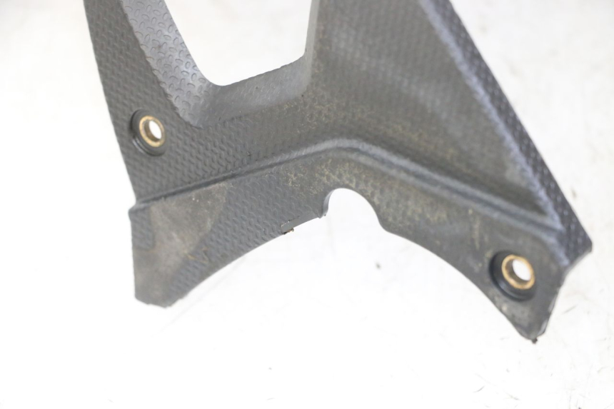 photo de GARDE BOUE ARRIERE GILERA NEXUS 125 (2009 - 2013) - Gros plan technique