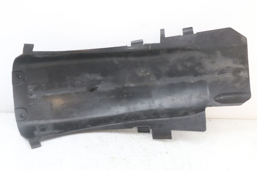 photo de GARDE BOUE ARRIERE ASTOR ORCAL 125 (2015 - 2017) - Détail de la pièce